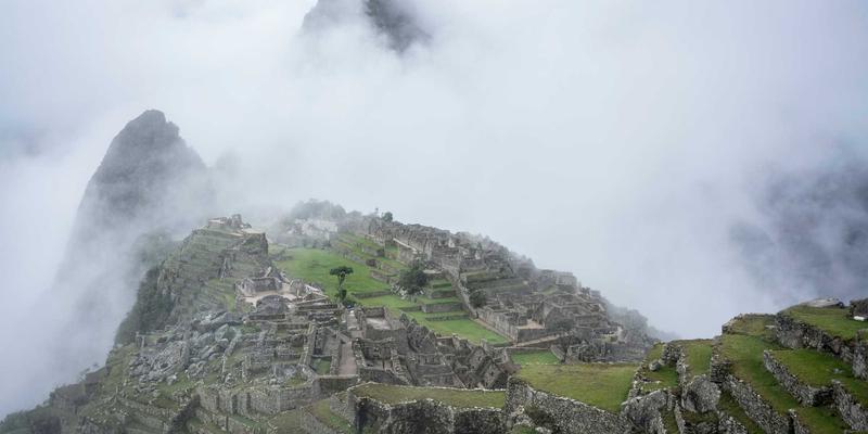 家庭应急维修服务标准化：如何通过来234生活助手快速找到靠谱的水电管道工